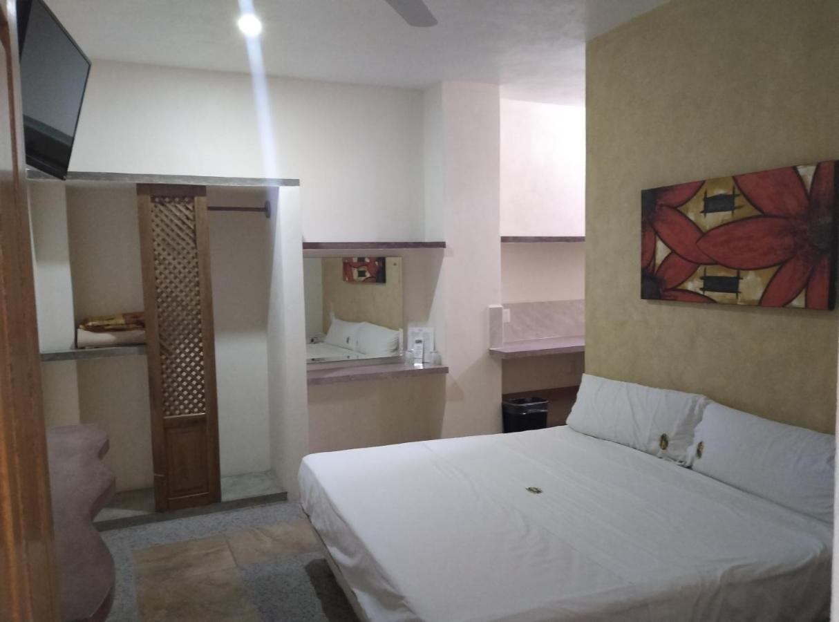Hotel Puerta Del Sol Barra de Navidad Extérieur photo